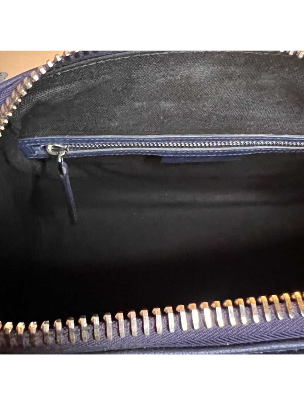 Givenchy Small Antigona Shoulder Bag Navy Goatskin Leather - Picture 12 of 14